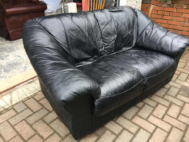 Black Leather Sofa In Bradford West, Bradford Leather Sofa