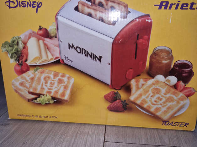 Mickey mouse musical toaster best sale