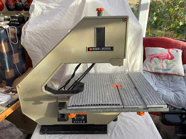 Black And Decker Band Saw. in St Austell Cornwall Freeads