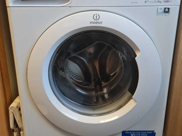 indesit xwe91683